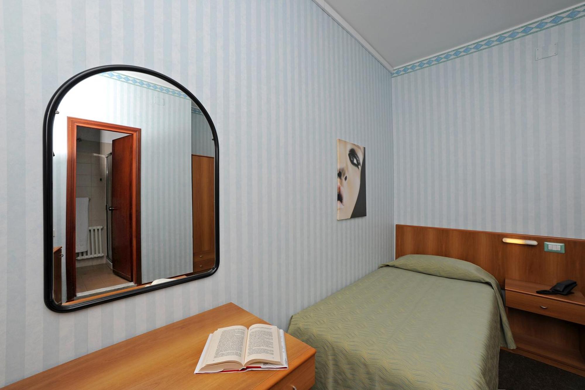 Tuscia Hotel Viterbo Room photo